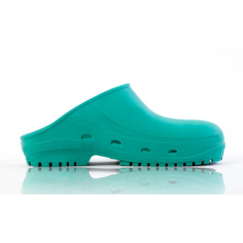 Sabot de bloc opératoire hôpital autoclavable infirmiers infirmières BO Reposa EASY