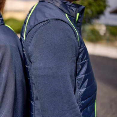 doudoune a manche courtes bi-matière